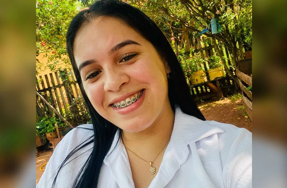 Busco trabajo de interna, externo o por horas 