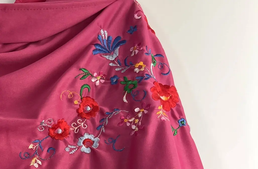 Traje de baile de sevillana para niñas de 6 a 10 años 