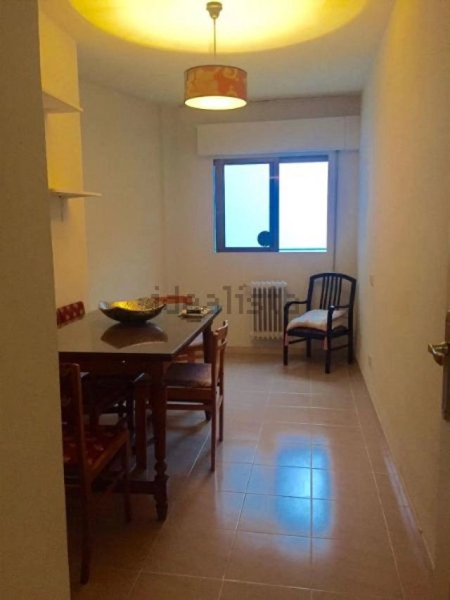 Se vende amplio piso en el cas